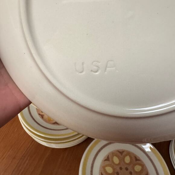 Vintage "Yellow Star" Cereal/Soup Bowls by Taylor Smith Taylor (TST) Set of 4 - Picture 8 of 9